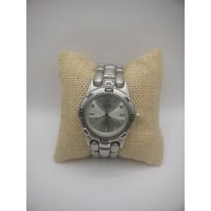 Vintage Twelve Wristwatch Watch Silver Tone Mens Metal Band Jewelry